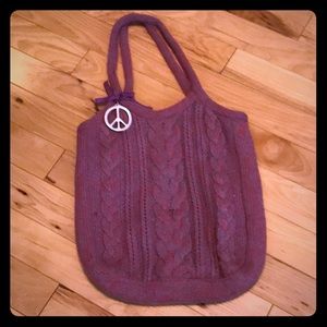 Sweater shoulder bag